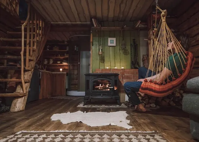 Elupuu Forest With Sauna Hébergement de vacances